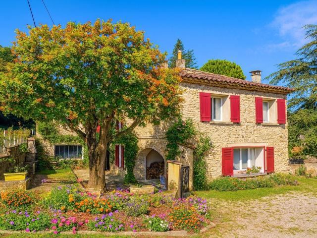Maison vente à Carpentras, Entrechaux