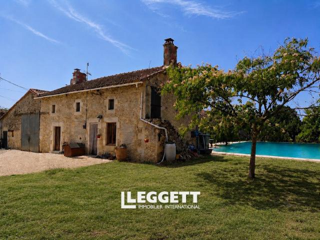 Maison vente à Montmorillon, Nouvelle-Aquitaine