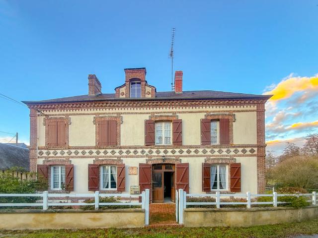 Maison vente à Lisieux, Normandie