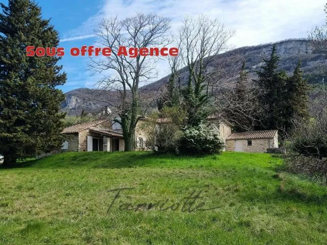 Maison vente à Nyons, Le Poët-laval