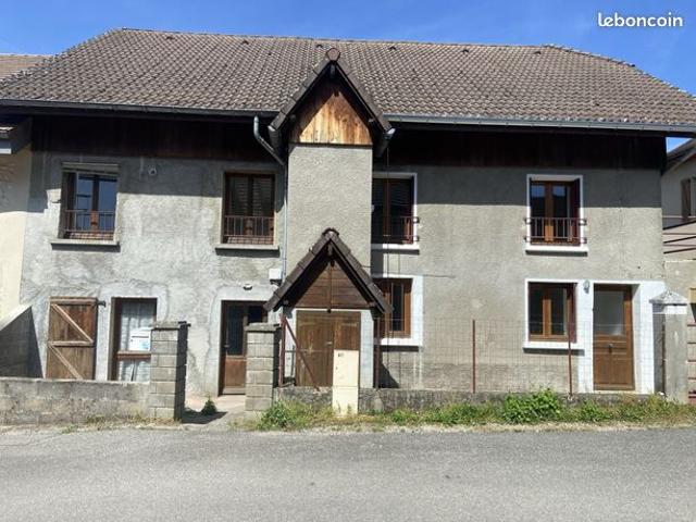 Maison vente à Chambéry, Yenne
