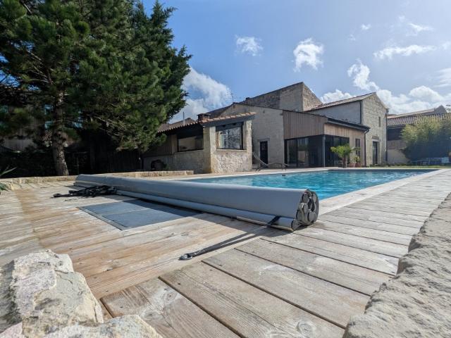 Maison vente à Saintes, Saint-georges-des-coteaux