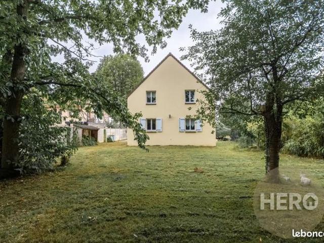Maison vente à Versailles, Plaisir