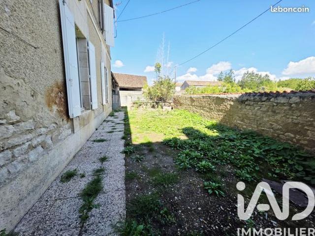 Maison vente à Cognac, Douzat