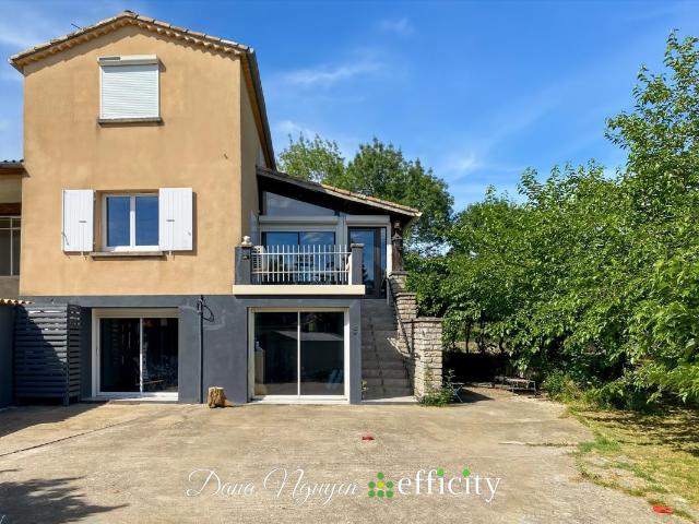 Maison vente à Mazac, Saint-Privat-des-Vieux