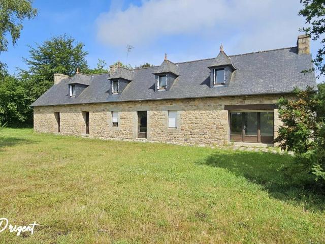 Maison vente à Guingamp, Bretagne