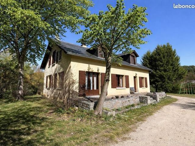Maison vente à Mende, Rimeize