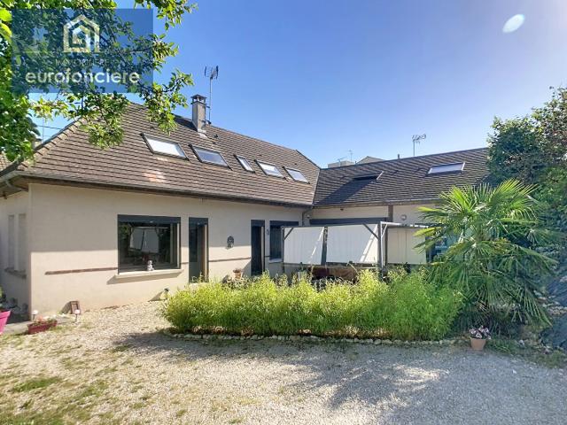 Maison vente à Nogent-sur-Seine, Mesnil-saint-loup