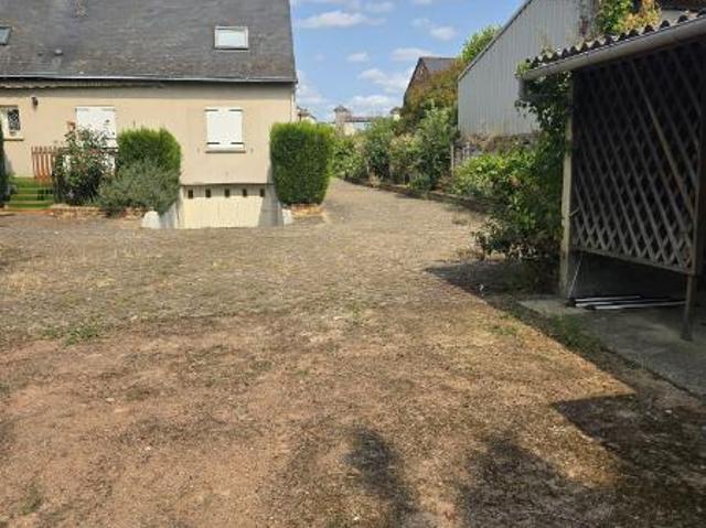 Maison vente à Saumur, Varrains