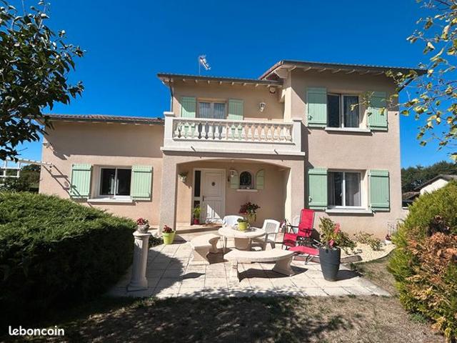 Maison vente à Peschadoires, Puy-de-Dôme