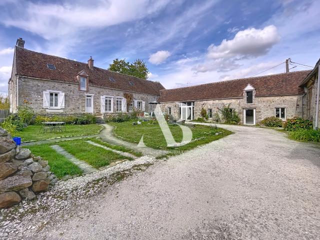 Maison vente à Provins, Maison-rouge