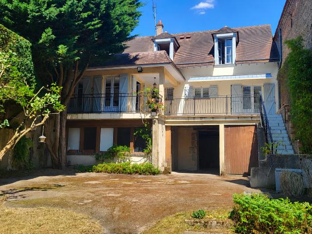 Maison vente à Chartres, Maintenon