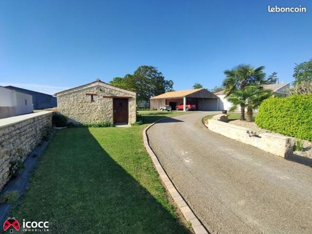 Maison vente à Fontenay-le-Comte, Chasnais
