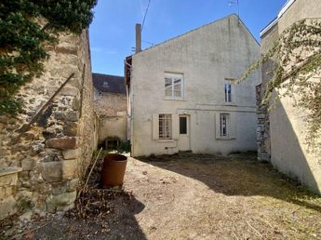 Maison vente à Sens, Chéroy