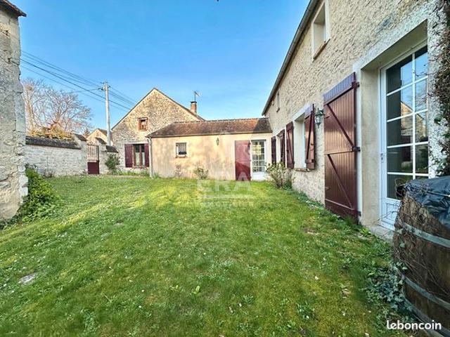 Maison vente à Fontainebleau, Poligny