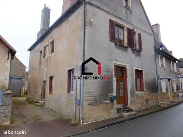 Maison vente à Montluçon, Ainay-le-château