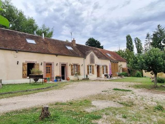 Maison vente à Sens, Cornant