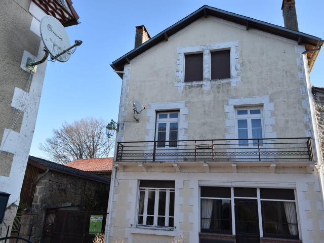 Maison vente à Busserolles, Dordogne