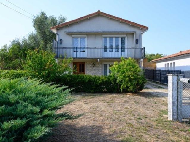 Maison vente à Angoulême, Ruelle-sur-touvre