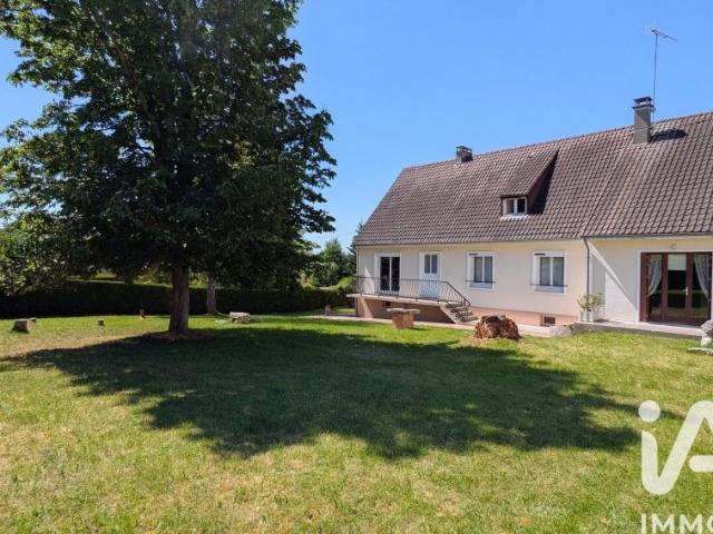 Maison vente à Saint-Germain-en-Laye, Maule