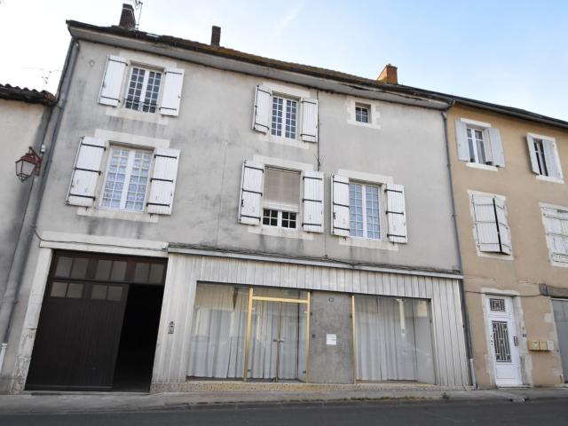 Maison vente à Charroux, Vienne