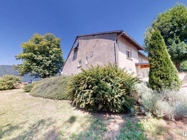 Maison vente à Nantua, Lantenay