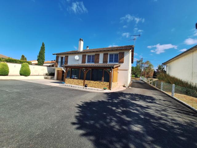 Maison vente à Charroux, Vienne