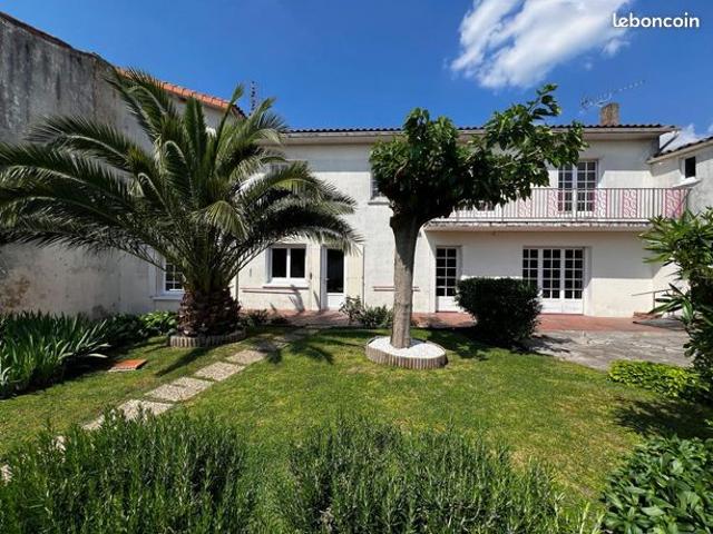 Maison vente à Saintes, Mortagne-sur-gironde