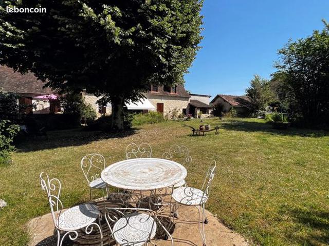Maison vente à Nontron, Coulaures