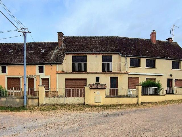 Maison vente à Les Billiens, Saint-Amand-en-Puisaye