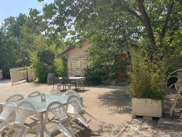 Maison vente à Chalon-sur-Saône, Lux