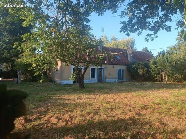 Maison vente à Montluçon, Ainay-le-château