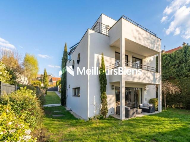 Maison vente à Nanterre, Saint-cloud