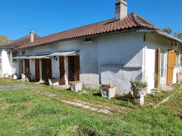 Maison vente à Nontron, Saint-martial-de-valette