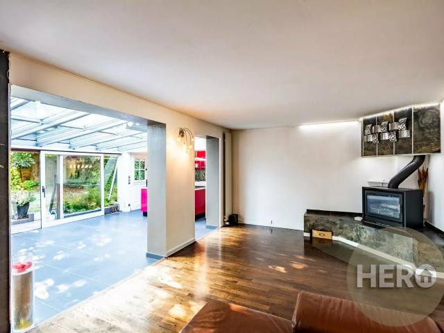 Maison vente à Versailles, Plaisir