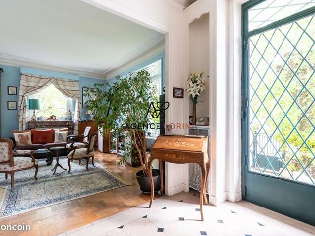 Maison vente à Saint-Germain-en-Laye, Le Vésinet