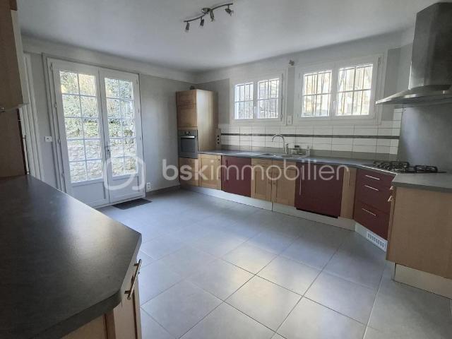 Maison vente à Méréville, Le Mérévillois