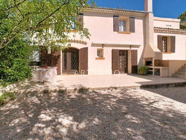 Maison vente à Apt, Taillades