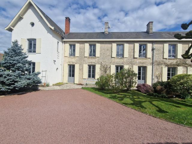 Maison vente à Niort, La Crèche
