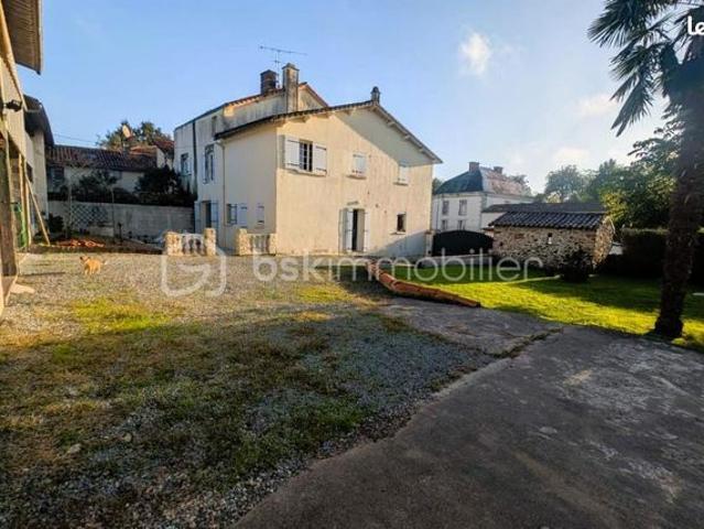 Maison vente à Parthenay, Fenioux