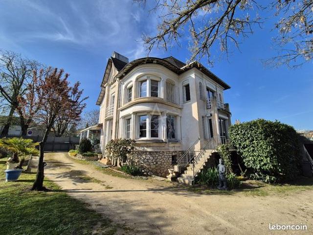 Maison vente à Saumur, Longué-jumelles