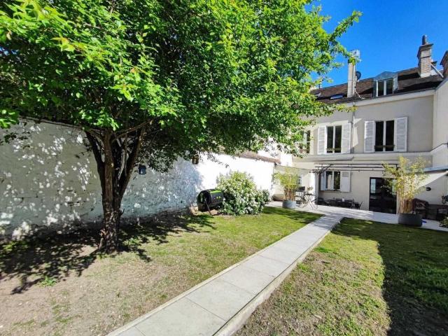 Maison vente à Fontainebleau, Avon