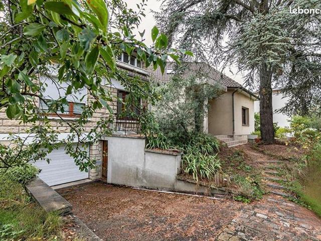 Maison vente à Croissy-sur-seine, Martinique