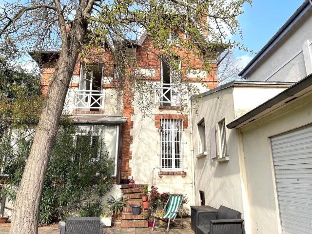 Maison vente à Quartier du Chemin de l'Île, Nanterre