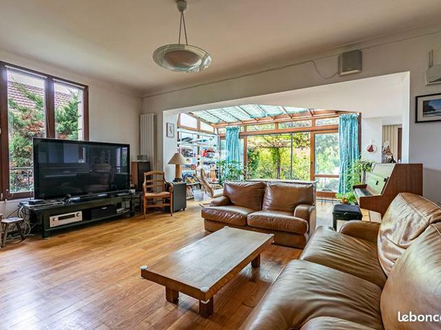 Maison vente à Saint-Germain-en-Laye, Croissy-sur-seine