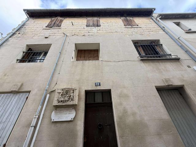 Maison vente à Nîmes, Beaucaire