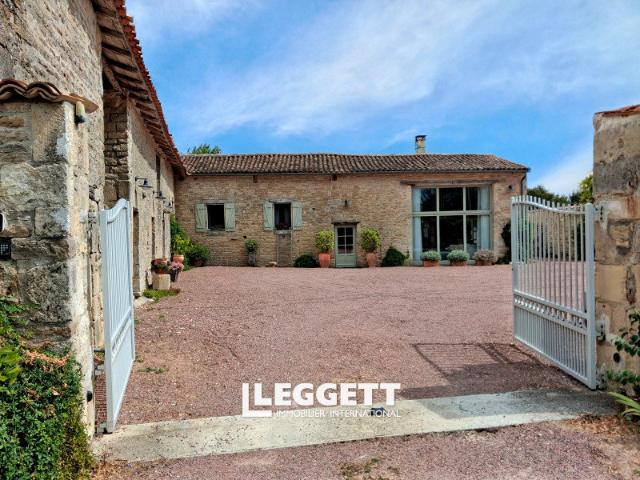 Maison vente à Confolens, Paizay-naudouin-embourie