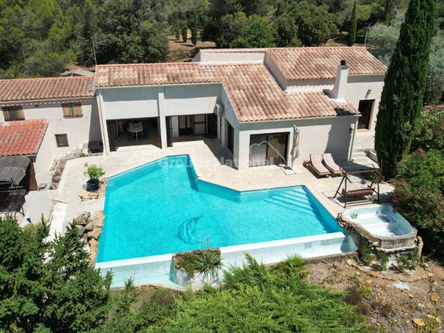 Maison vente à Carpentras, Uchaux