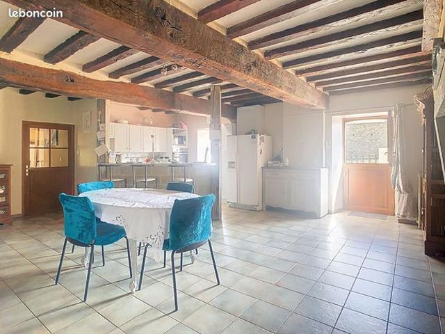Maison vente à Château-Gontier, Ruillé-froid-fonds