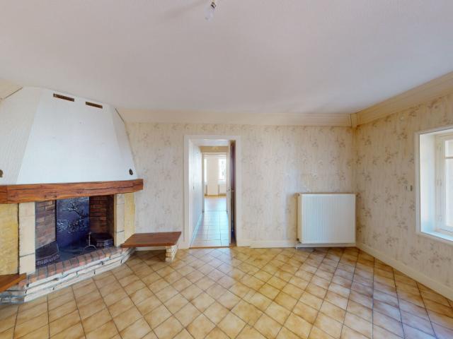 Maison vente à Coutouvre, Favery